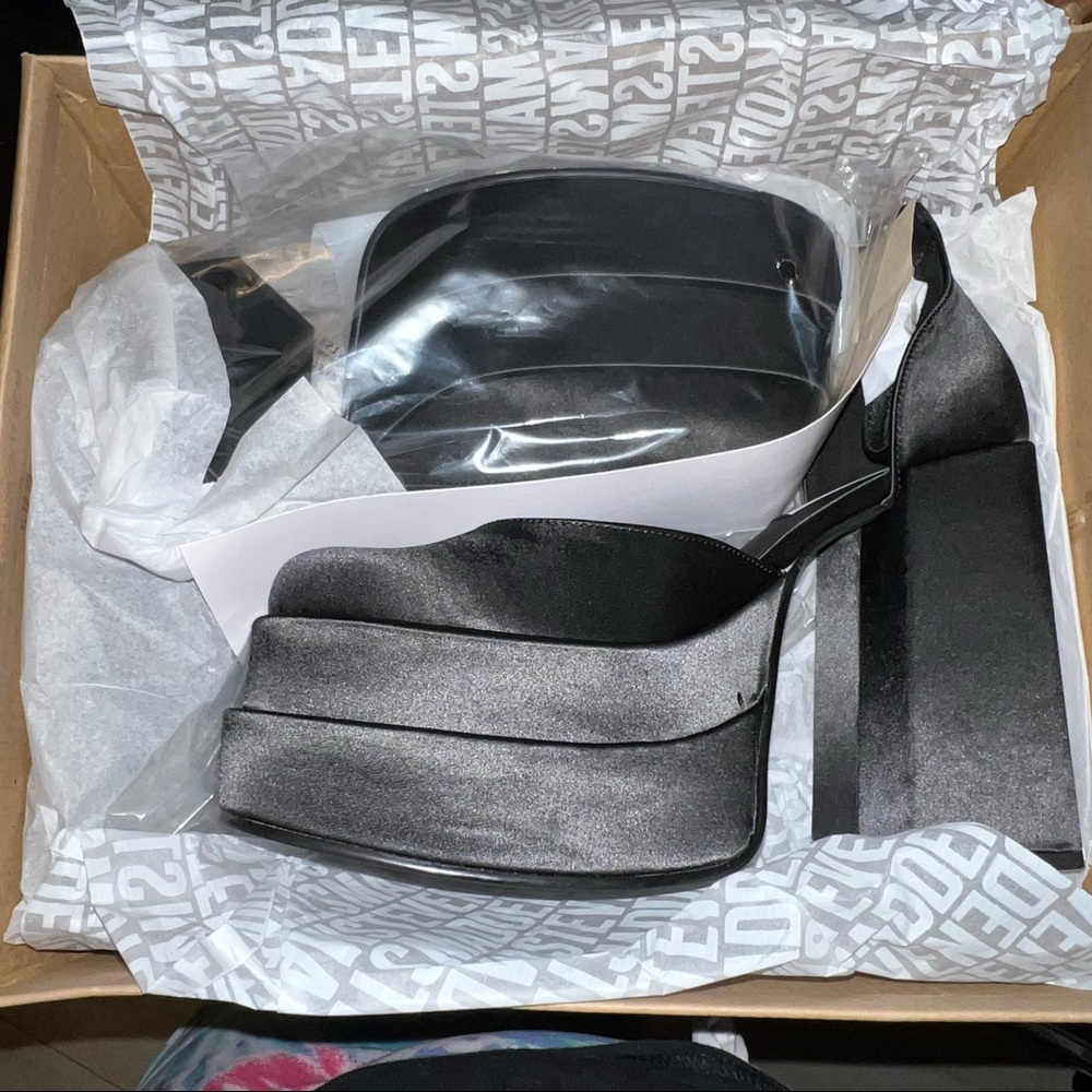 Steve Madden Charlize Platforms